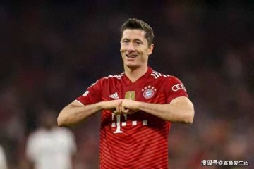 金球奖的遗憾！五年前莱万本应到手的大奖、被疫情偷走了
