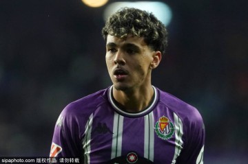 官方：19岁拜仁后卫阿兹努加盟埃弗顿</title>
        
    <title>官方：19岁拜仁后卫阿兹努加盟埃弗顿