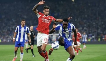 疯了！阿森纳反超利物浦登顶，皇马仅4.9%，10队概率榜藏惊天冷门？