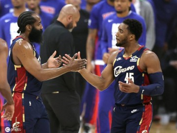 终于支棱起来了！米切尔季后赛8次40+并列现役第5