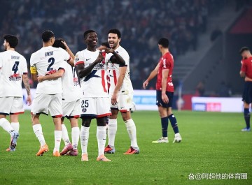 足坛悲喜夜！巴萨3球惨败，意甲前5差3分，姆巴佩弟弟绝平大巴黎