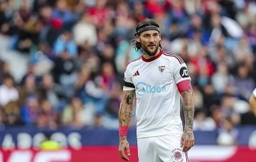 一场1-0，让西甲彻底乱套：保级7队差3分，欧联之王，逃离降级区